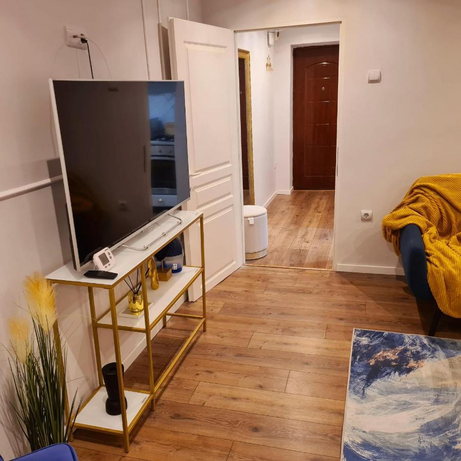 My Cozy Nest - 2 Rooms Apartment Targu Mures Ngoại thất bức ảnh