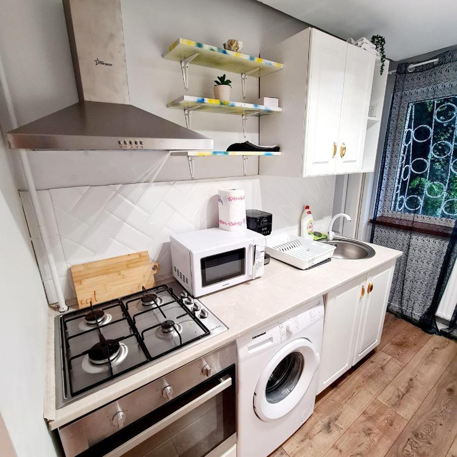 My Cozy Nest - 2 Rooms Apartment Targu Mures Ngoại thất bức ảnh